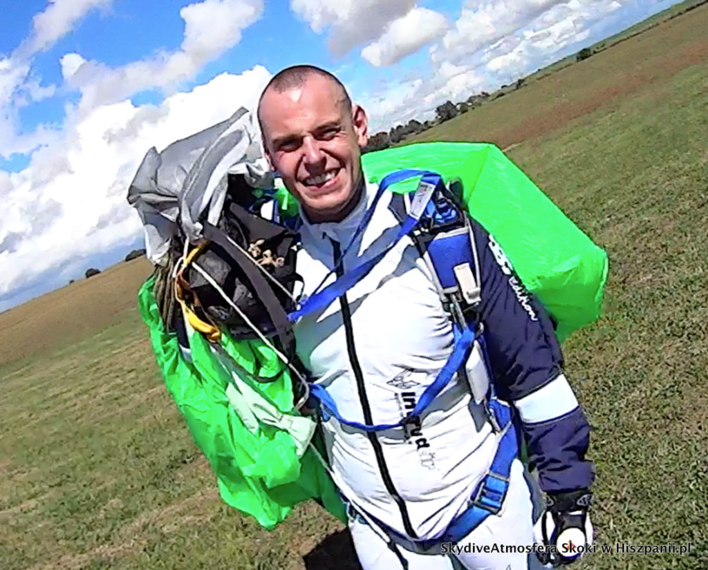 skydive training.52